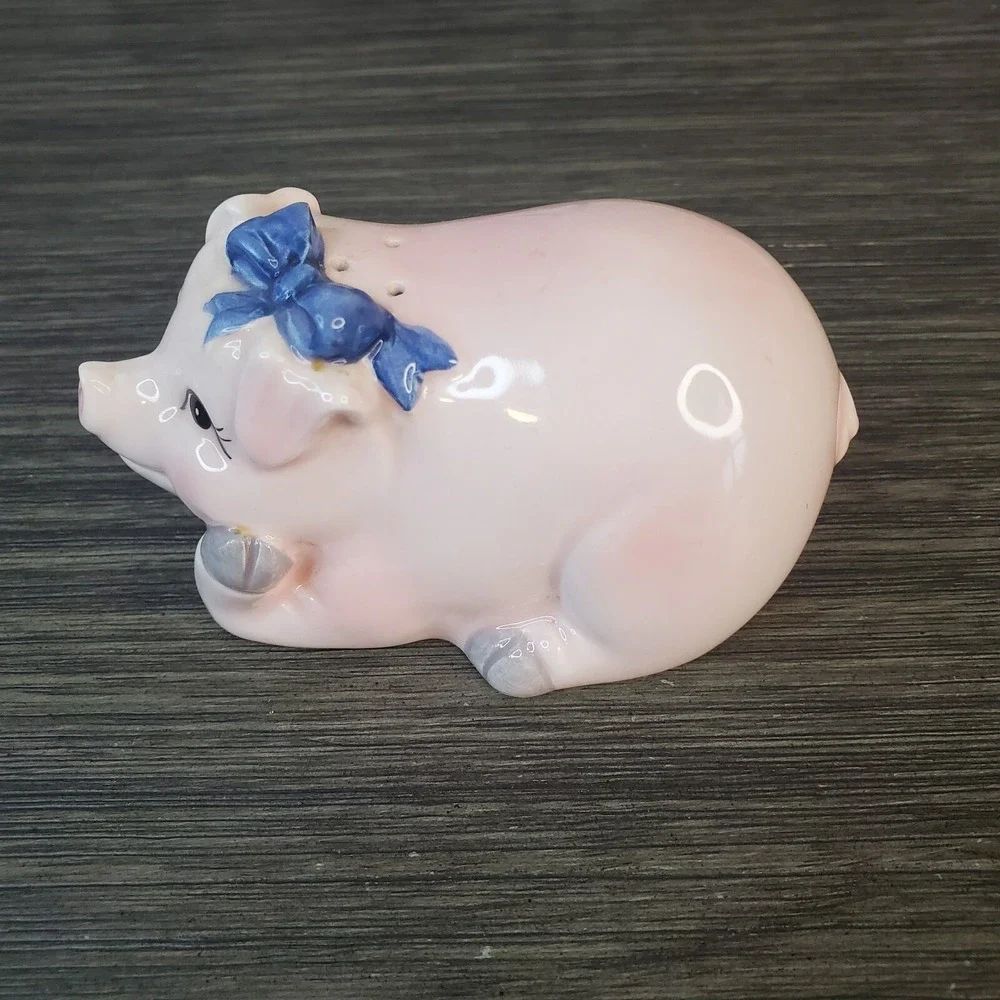 Vintage OTAGIRI Mary Ann Baker Pink Country‎ PIG Salt N Pepper Shaket Set